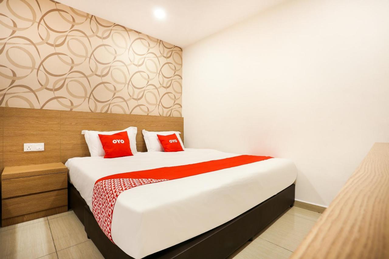 Dyaya Hotel Malacca Exteriör bild