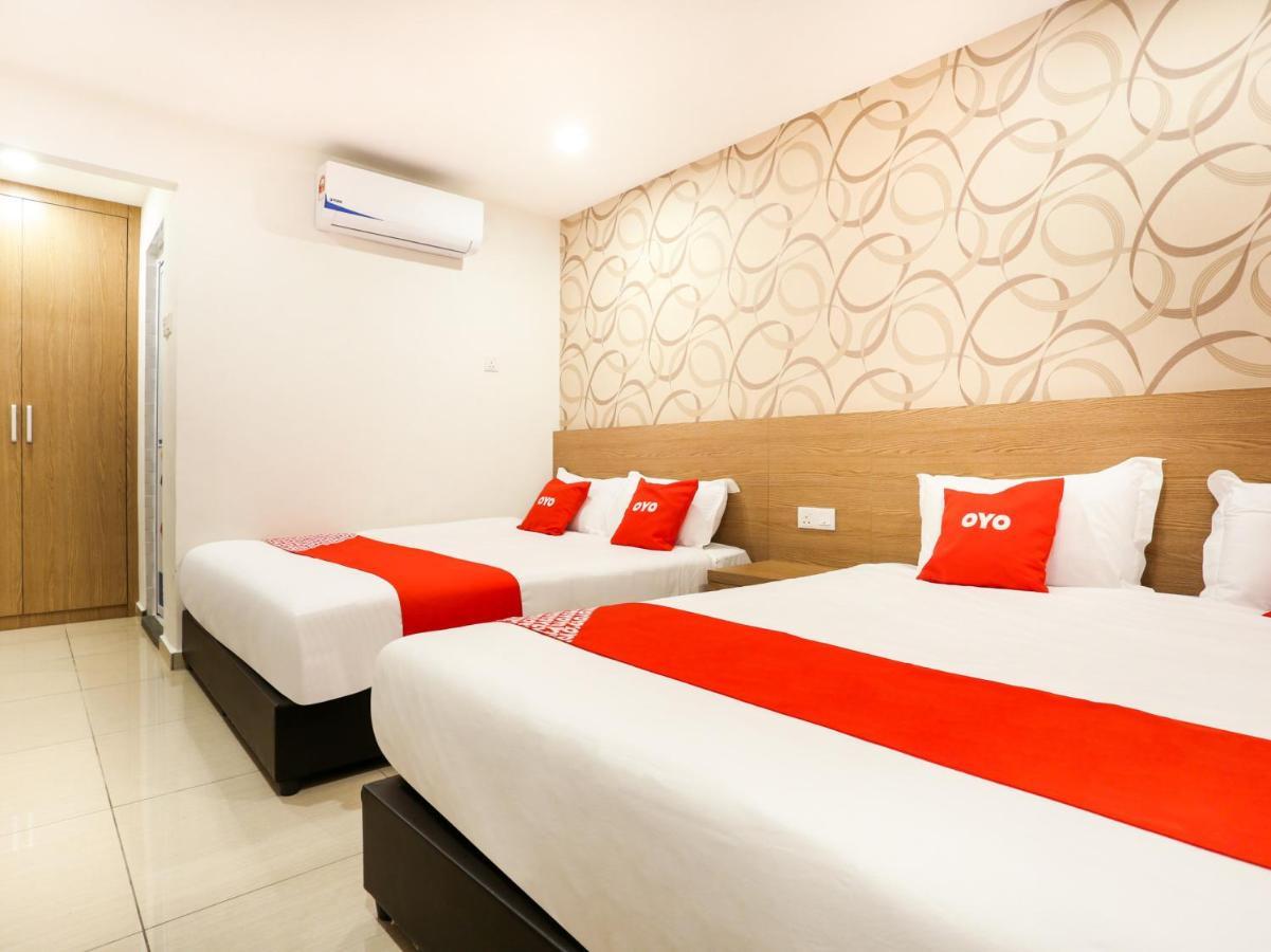 Dyaya Hotel Malacca Exteriör bild